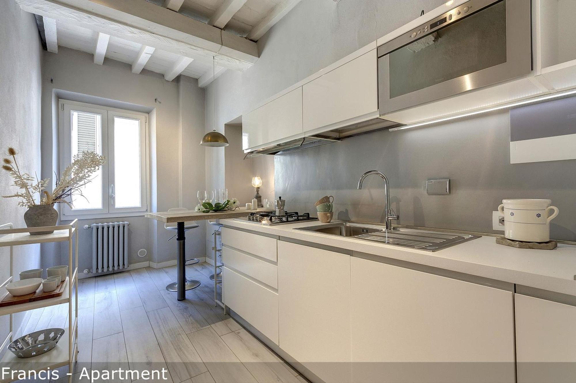 Apartment Jake & Francis By Mamo Florenz